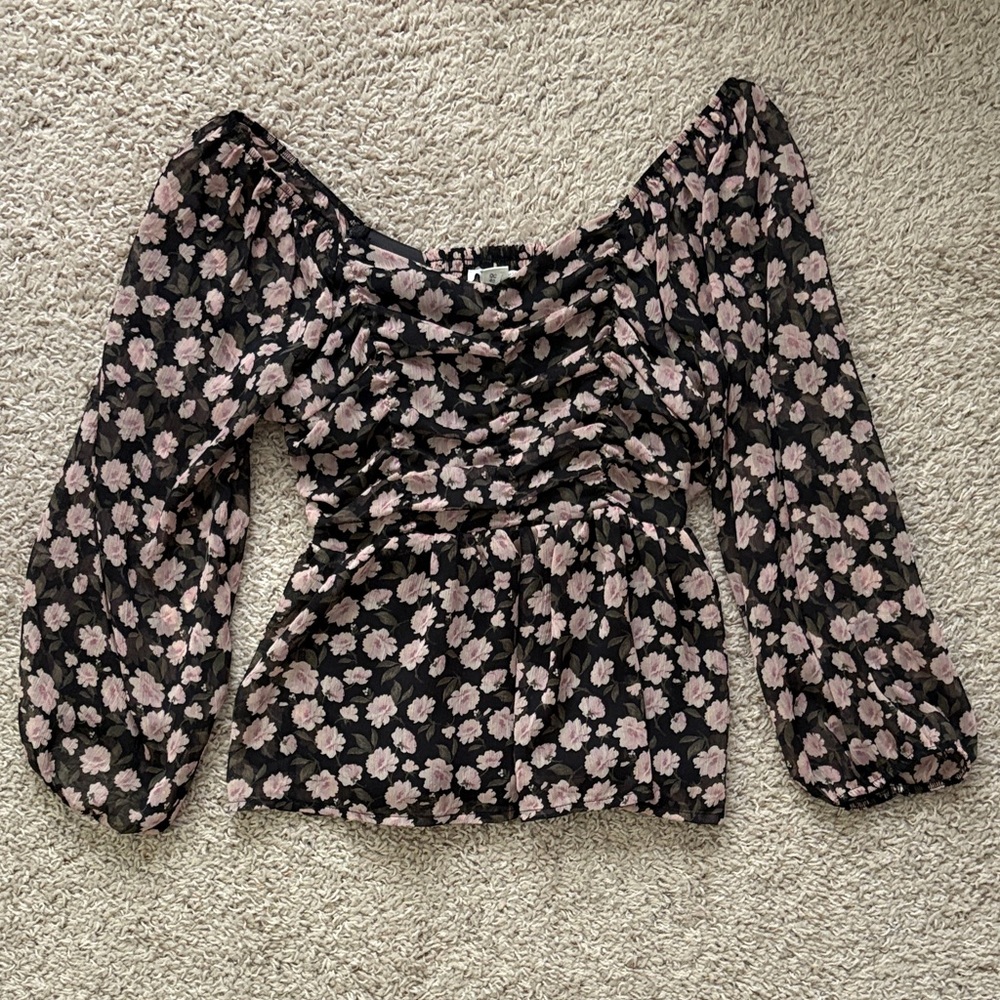 American Eagle Outfitters Black and Pink Floral Blouse